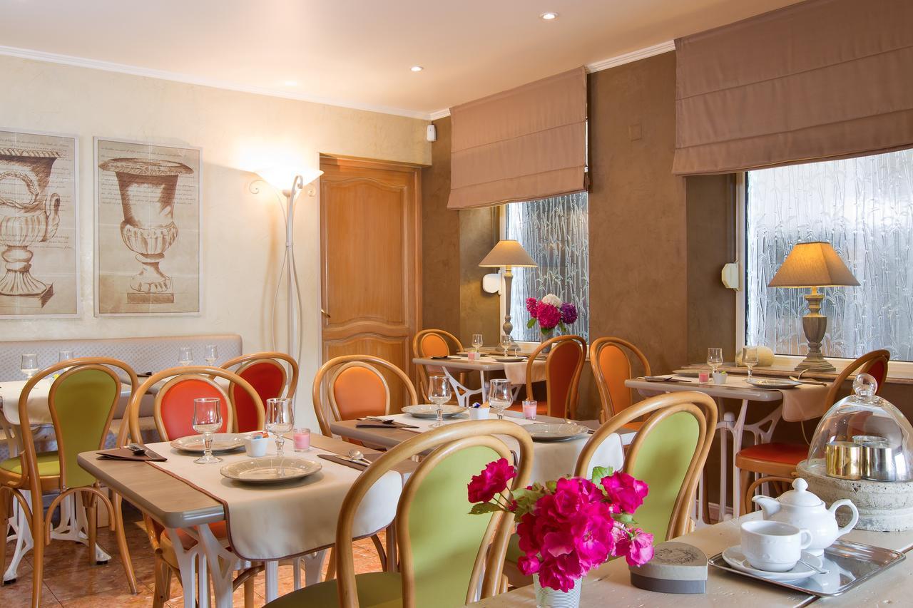 Le Roosevelt Hotel